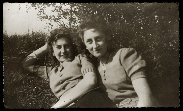 ma_and_sis1.jpg